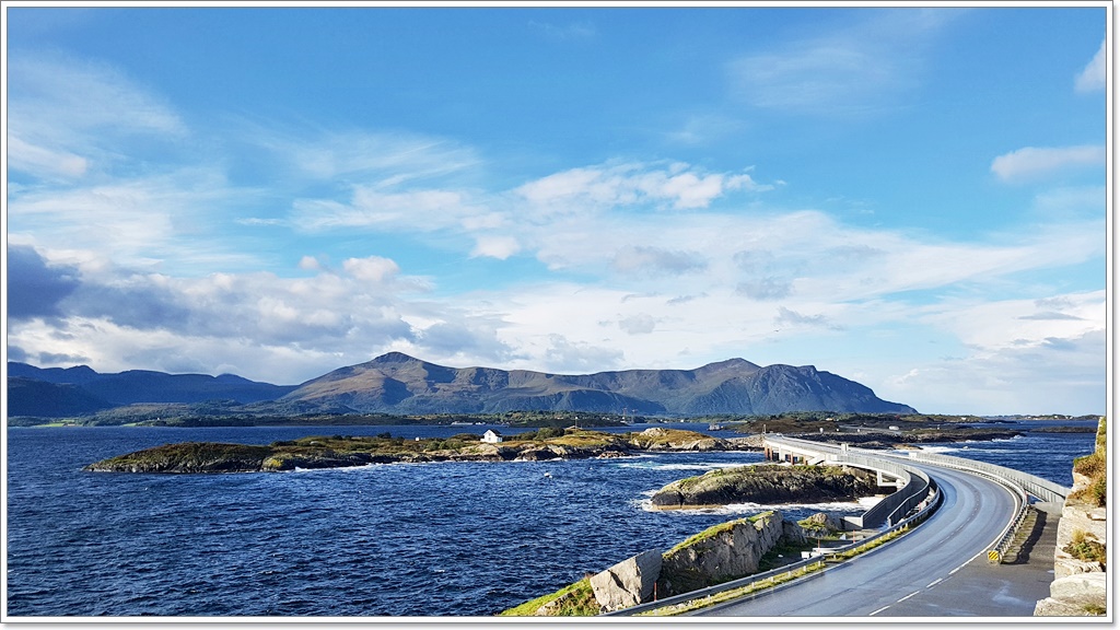 Atlantic Ocean Road Norway