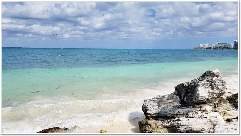 Playa Tortuga - Cancun - Mexico