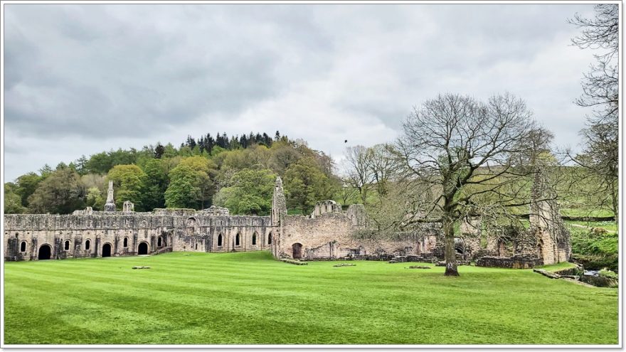 Fountains Abbey - England - English Heritage