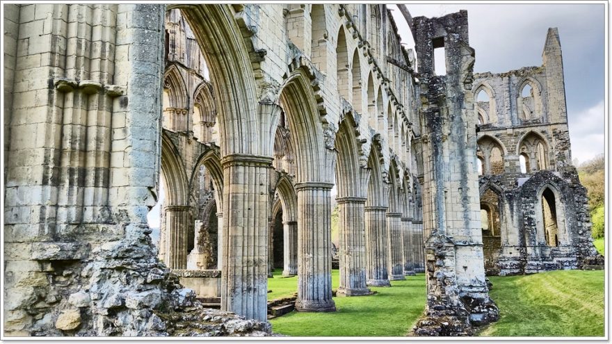 Rievaulx Abbey - England - English Heritage