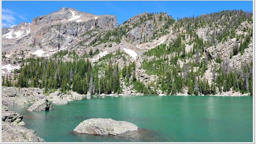 Haiyaha Lake - Rocky Mountains - Colorado - USA