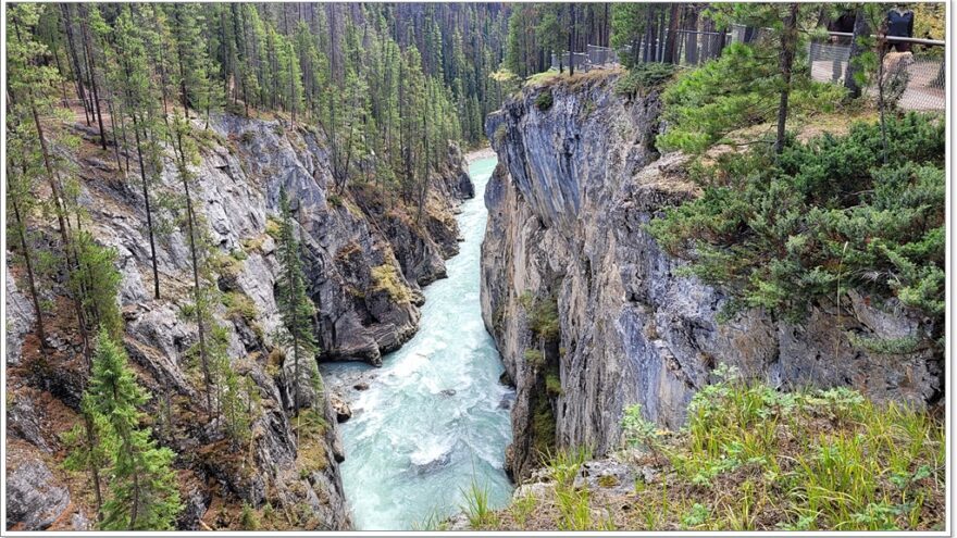 Jasper Nationalpark - Kanada - Icefields Parkway - Scenic Route - Athabasca Falls - Sunwapta Falls
