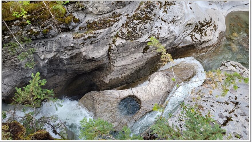 Jasper Nationalpark - Kanada - Icefields Parkway - Scenic Route - Magline Canyon