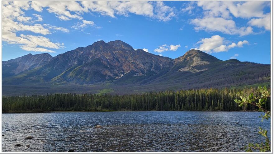 Jasper Nationalpark - Kanada - Icefields Parkway - Scenic Route - Pyramid Lake