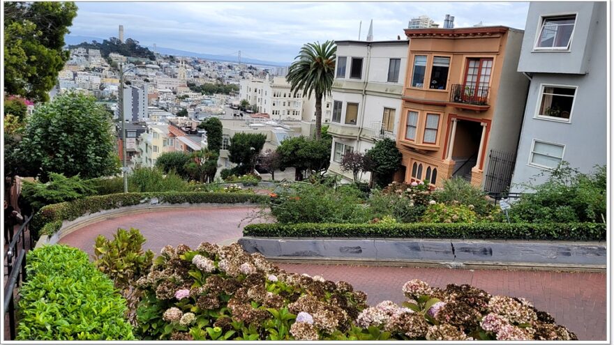 Lombard Street - San Francisco - USA