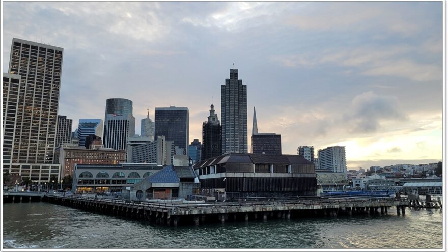 San Francisco Bay Ferry - USA