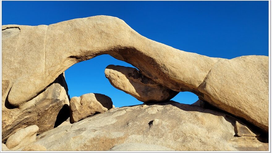 Joshua Tree Nationalpark - Arch Rock - Arizona - USA